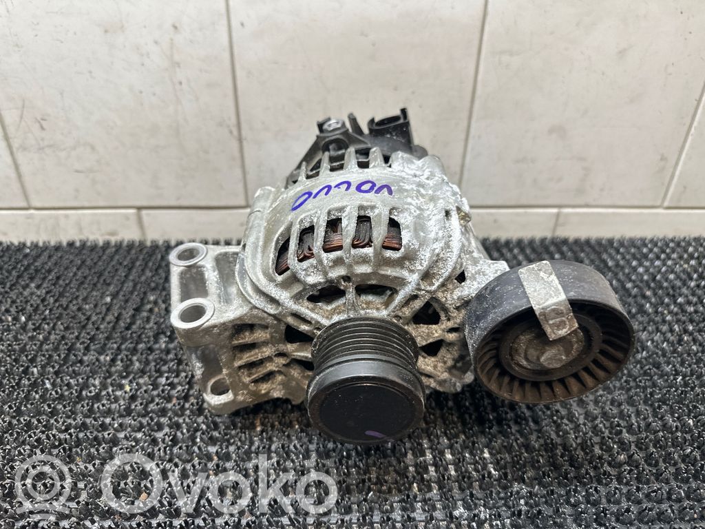 Volvo V60 Ģenerators 