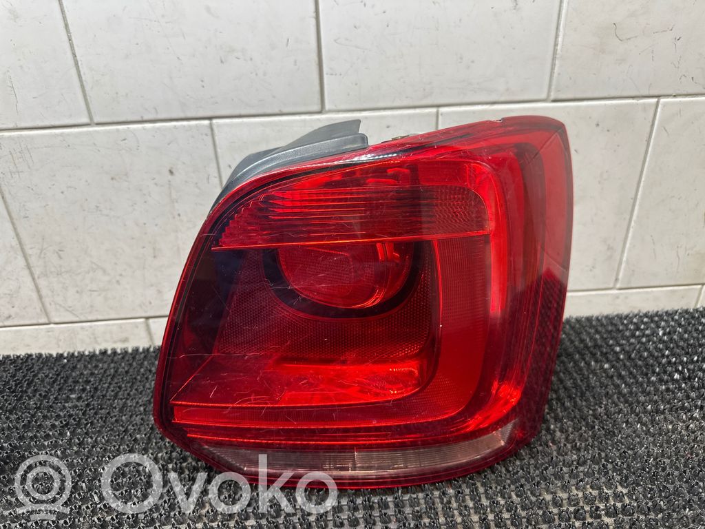 Lampa tylna   6R0945096N,6R0945112B,6R0945096P,6R0945112G