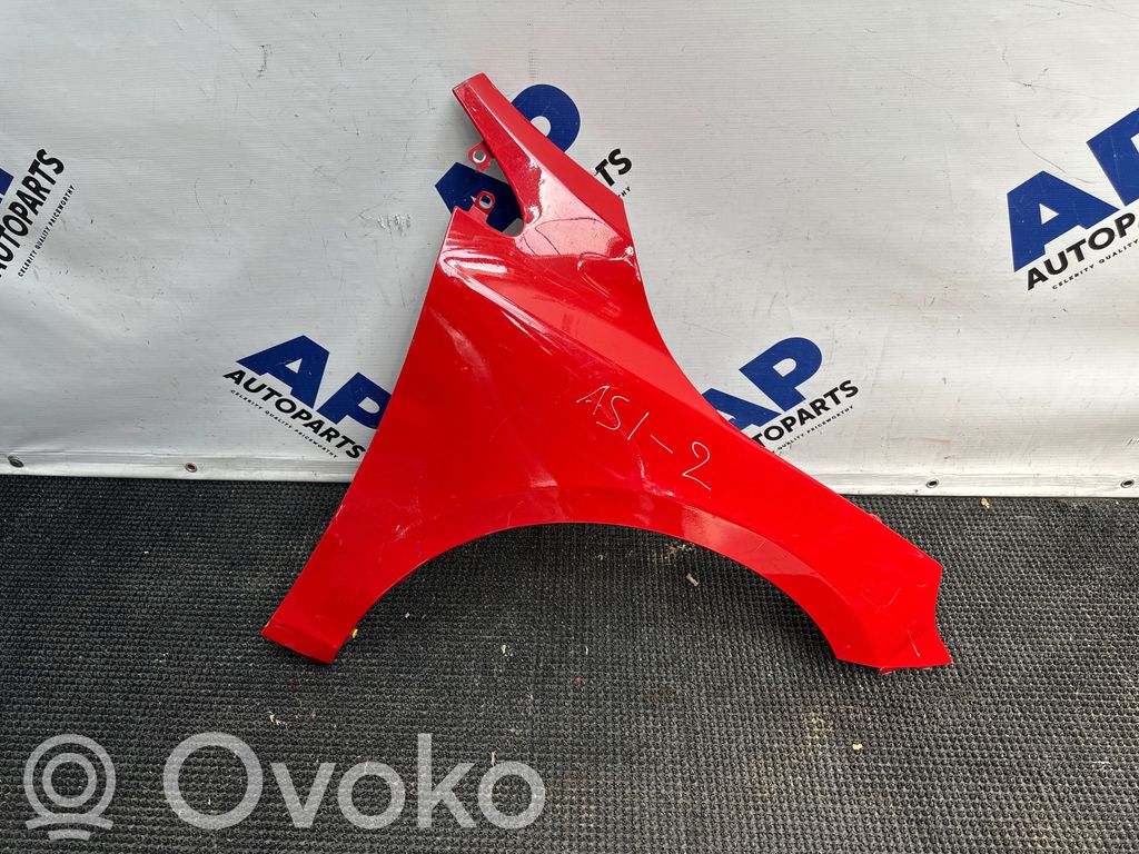 Volvo V40 Sparnas 