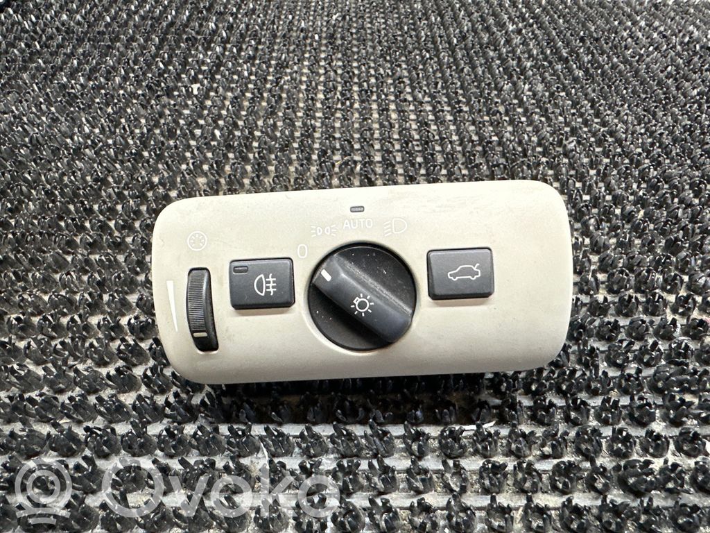 Volvo V40 Light switch 