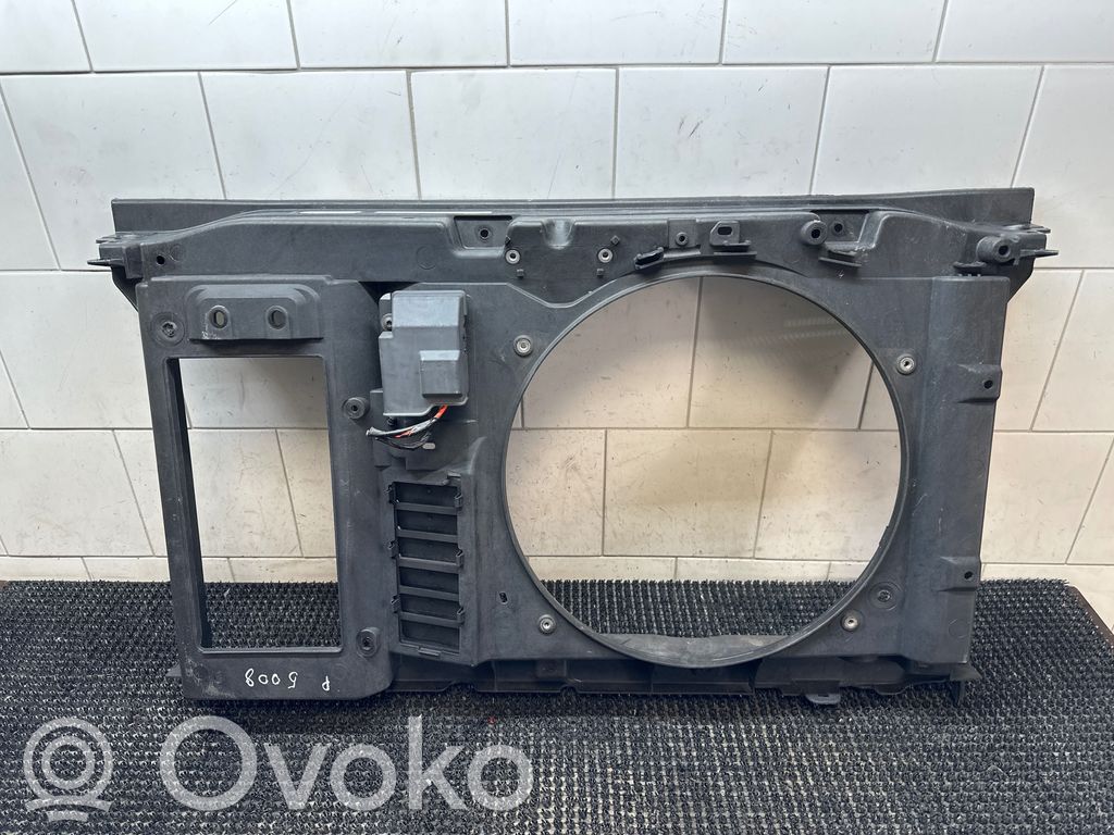 Peugeot 5008 Radiatorių panelė 