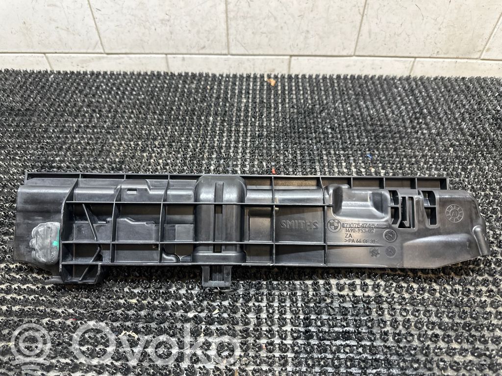 BMW 1 E81 E87 Fixation de radiateur 