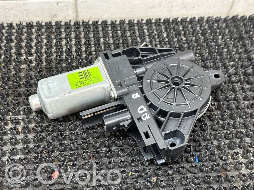 Dodge Durango III Rear door window regulator motor 