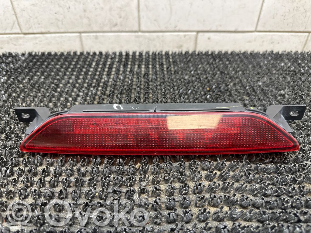Dodge Durango III Third/center stoplight 