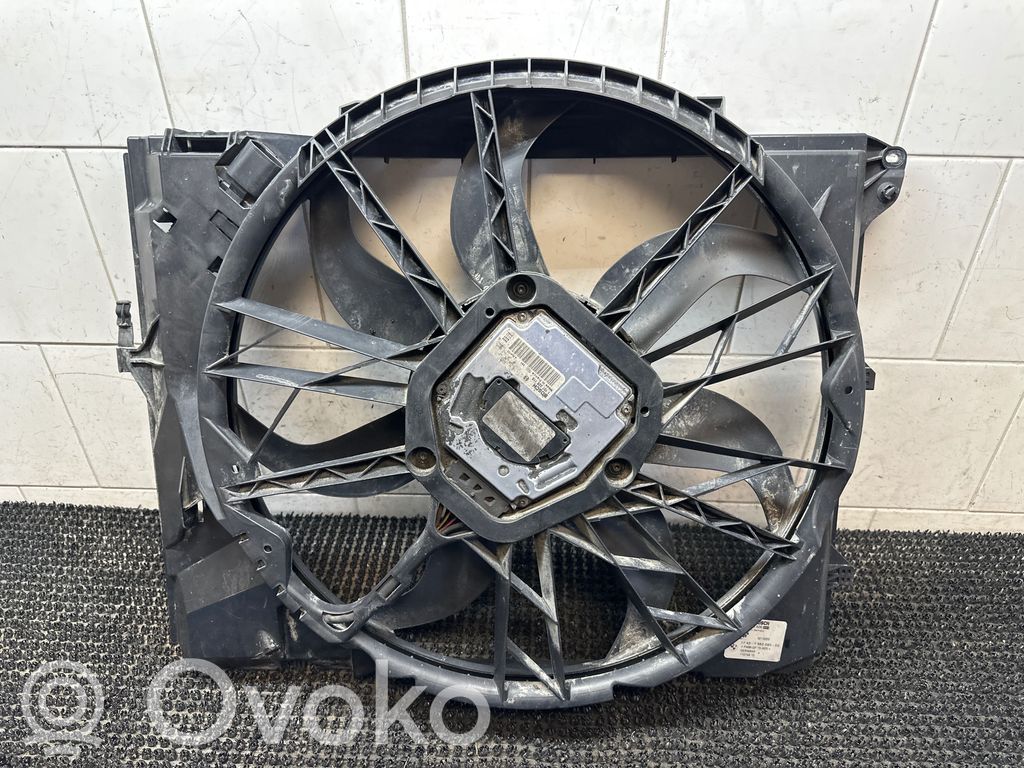 BMW 3 E90 E91 Elektrisks radiatoru ventilators 