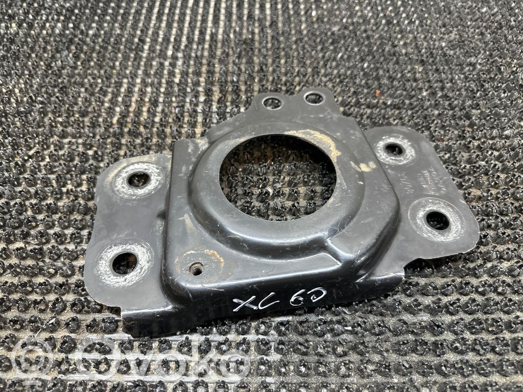Volvo XC60 Other engine bay part 