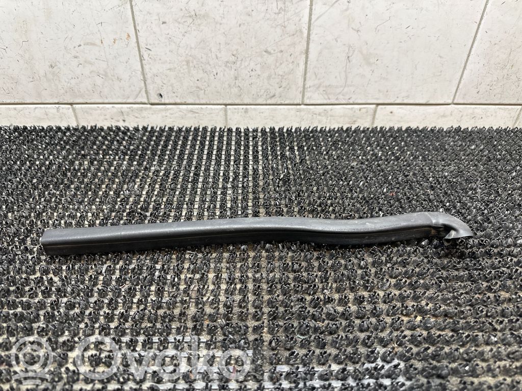 BMW 3 E90 E91 Engine compartment rubber 
