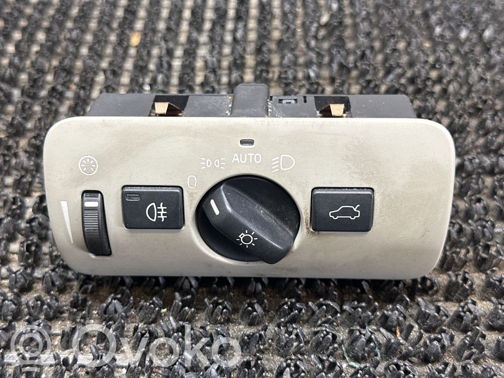 Volvo V40 Cross country Light switch 