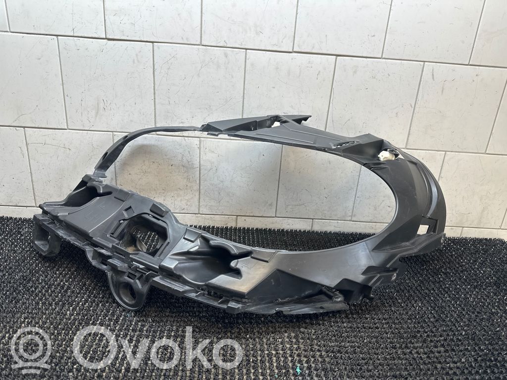 BMW X5 E70 Laikiklis sparno 