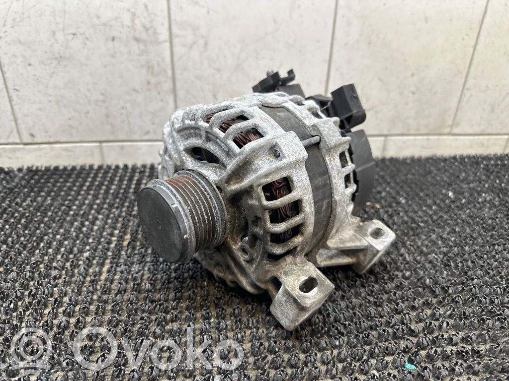 Volvo V40 Cross country Ģenerators 