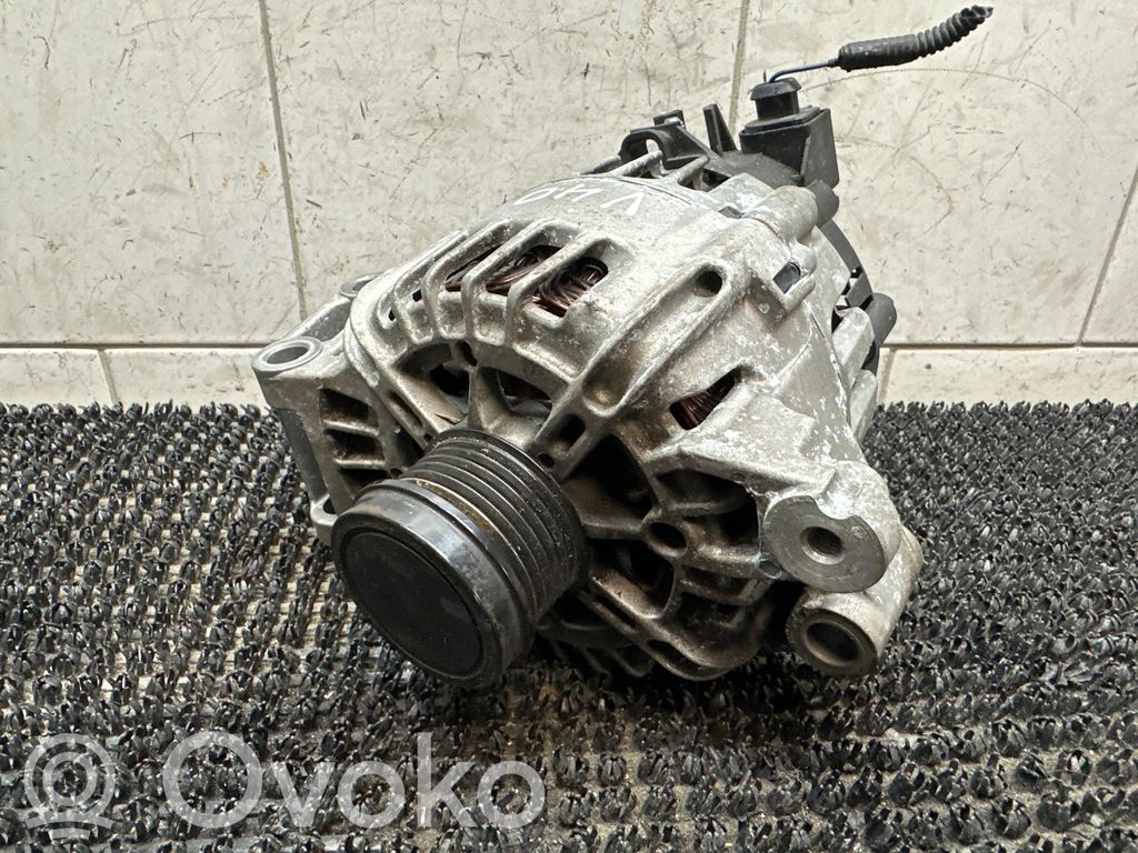 Volvo V40 Ģenerators 