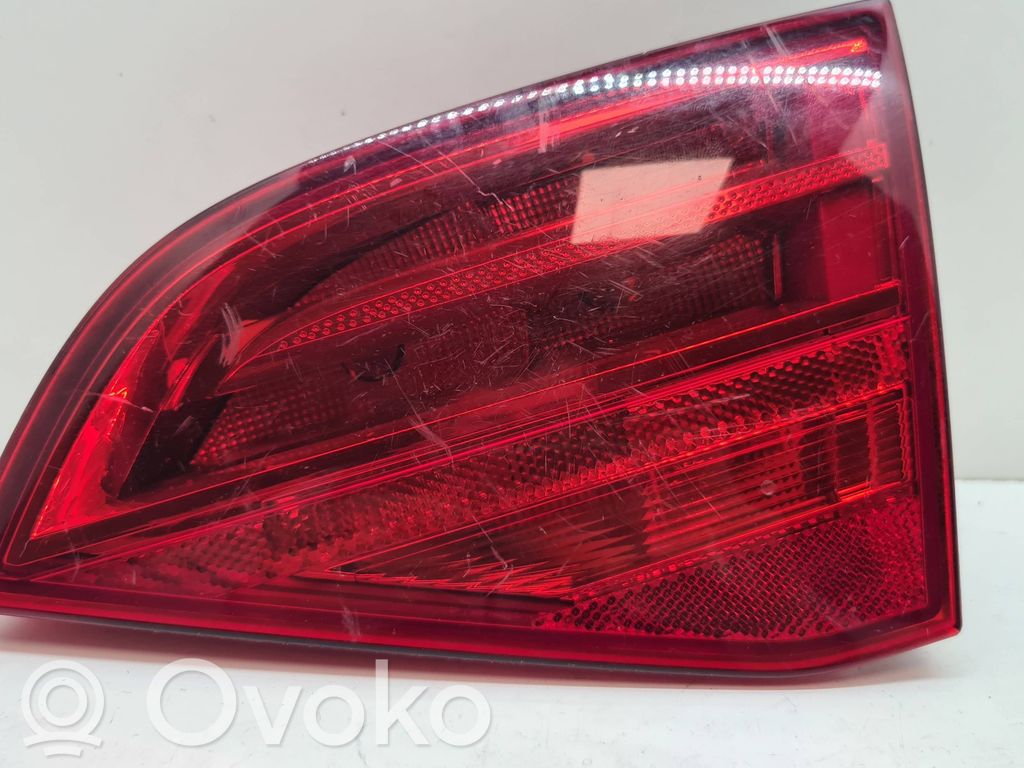 Audi A4 S4 B8 8K Lampy tylnej klapy bagażnika 