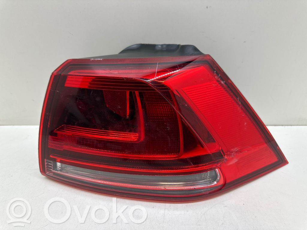 Lampa tylna   5G0945096P