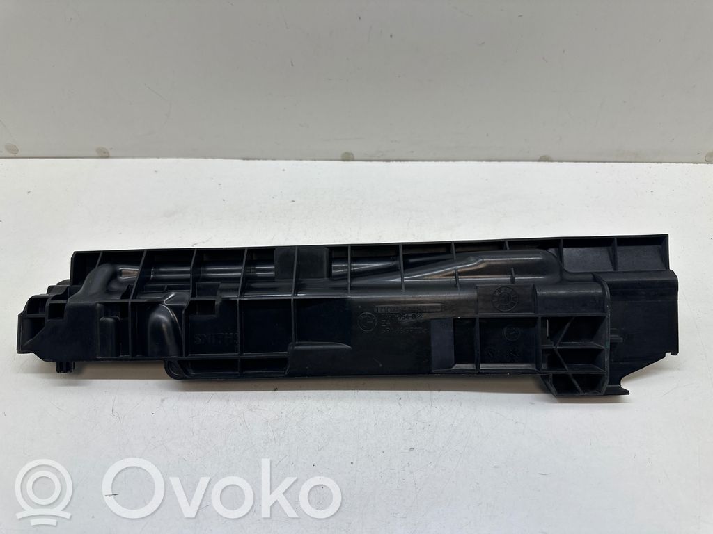 BMW 3 E90 E91 Radiator mount bracket 