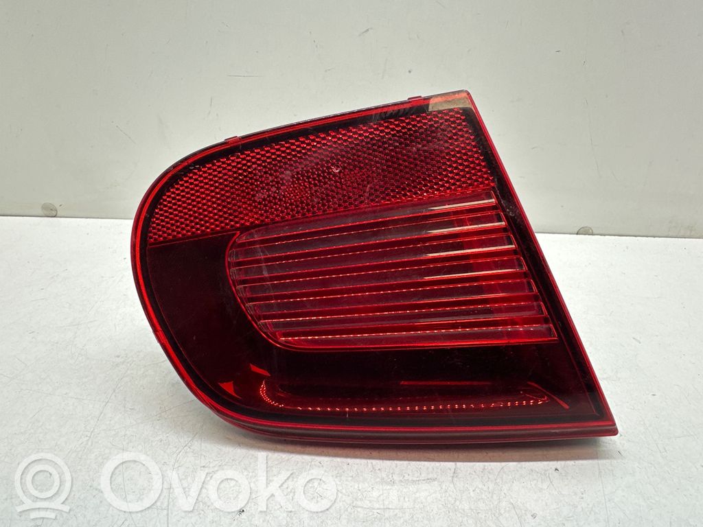 Volkswagen Eos Tailgate rear/tail lights 