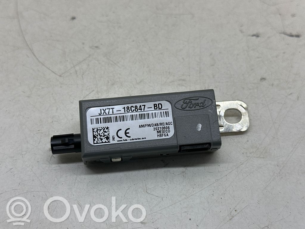 Ford Focus Pystyantennivahvistin 