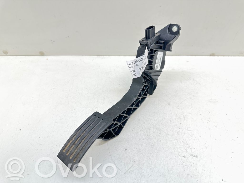 Ford Focus Accelerator throttle pedal 