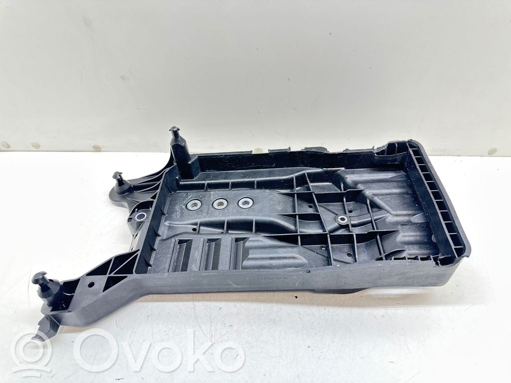 Podstawa / Obudowa akumulatora   5R3915331B