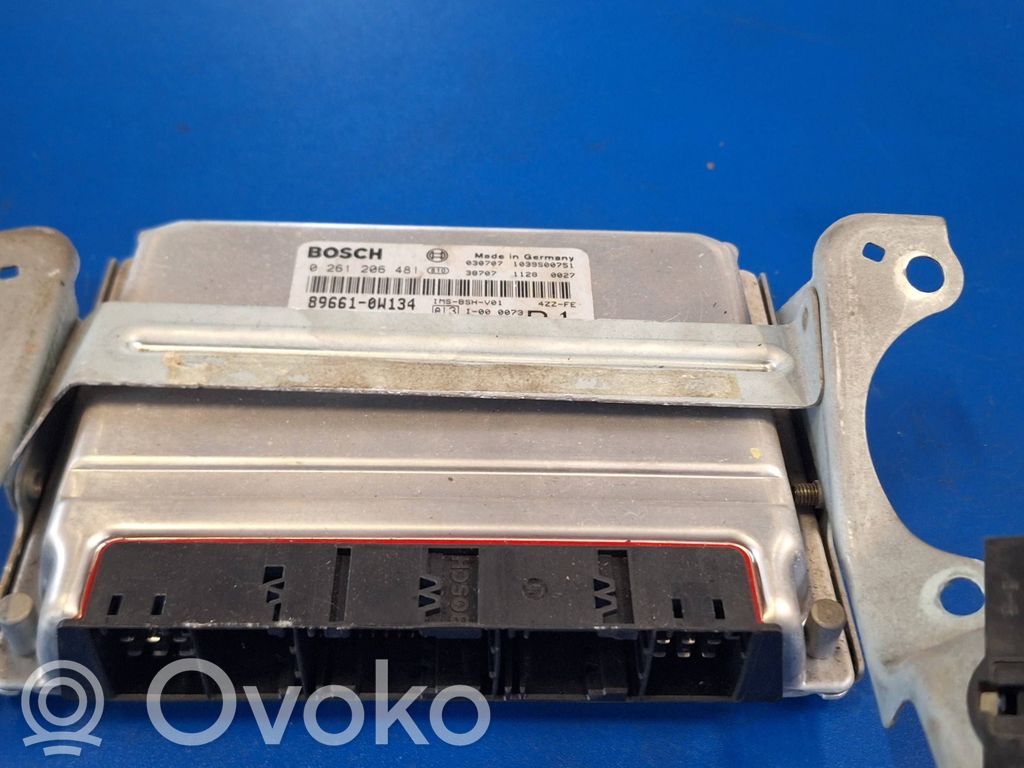 Toyota Corolla E120 E130 Engine control unit/module 