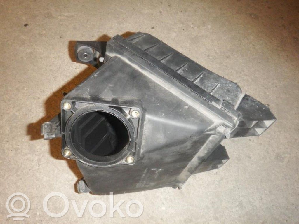 Volkswagen PASSAT B5 Luftfilterkasten 