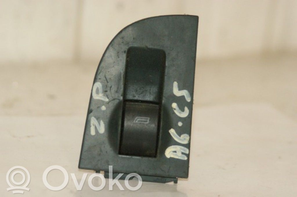 Audi A6 S6 C5 4B Electric window control switch 