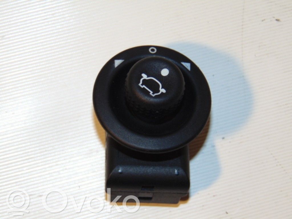 Ford Mondeo Mk III Wing mirror switch 