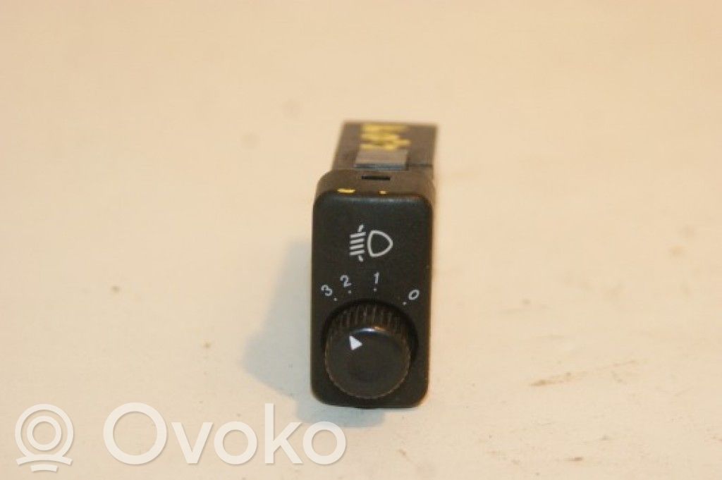Headlight level height control switch   0K2AC66490