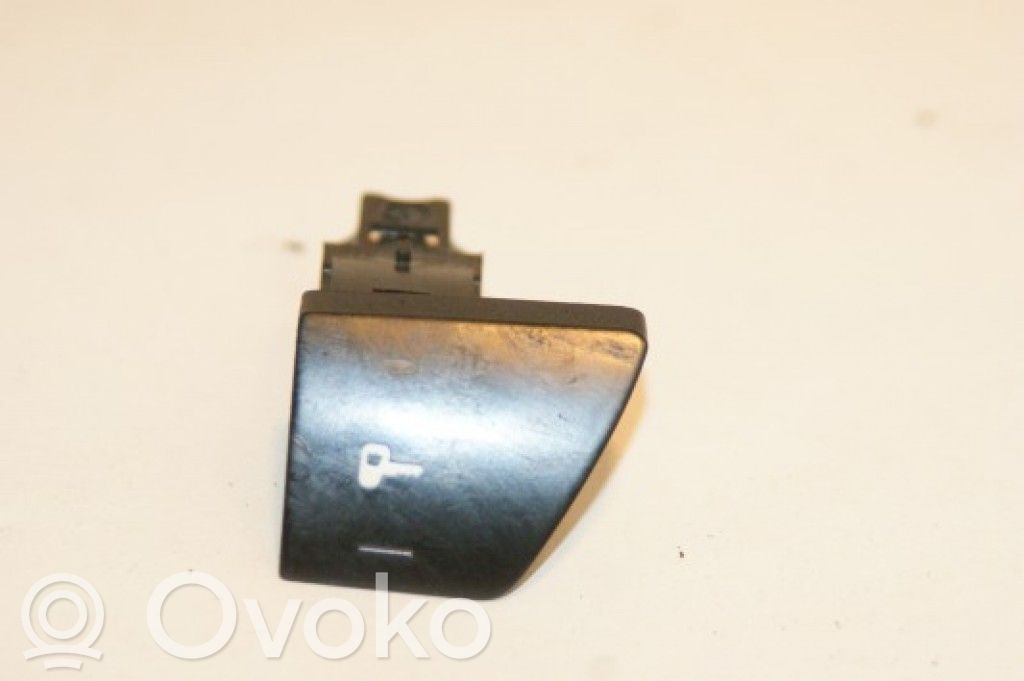 Peugeot 307 Central locking switch button 