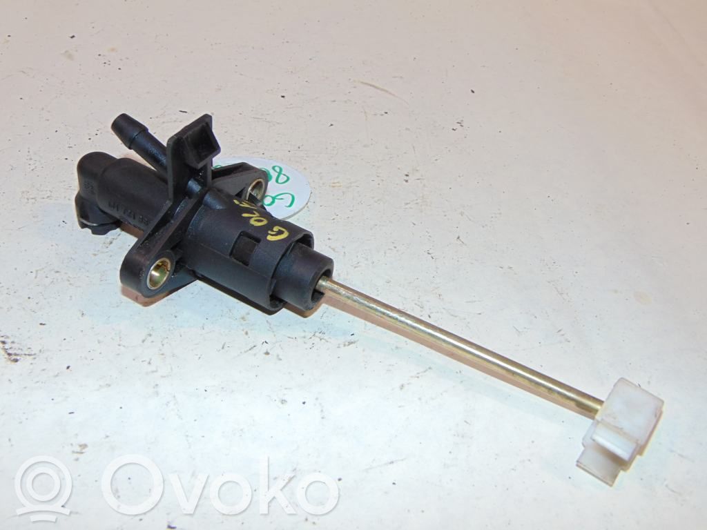 Volkswagen Golf IV Cilindro maestro de embrague 
