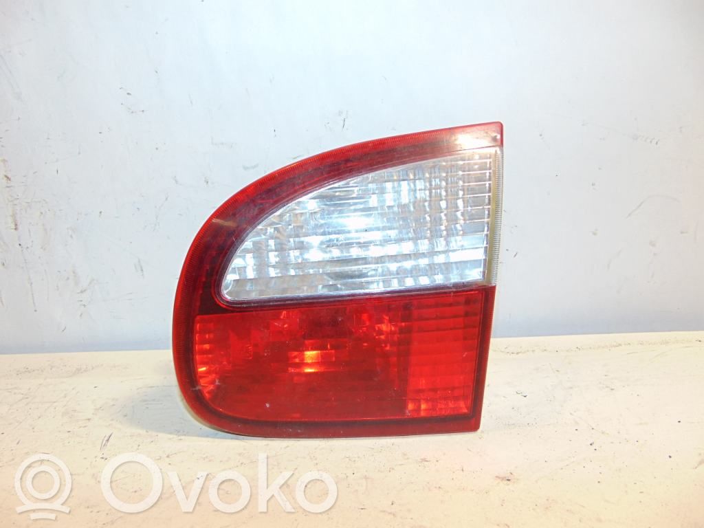Daewoo Lanos Takaluukun takavalot 