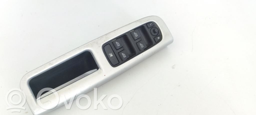 Volvo V50 Electric window control switch 