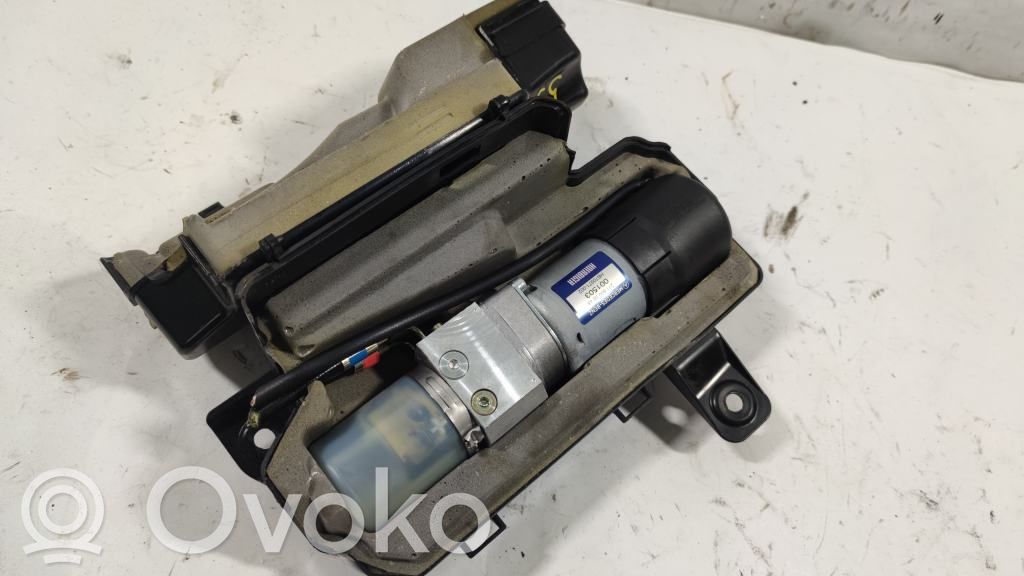Mercedes-Benz E W211 Silniczek pompy hydraulicznej klapy tylnej bagażnika 