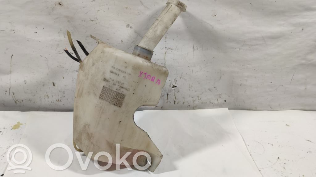 Citroen Xsara Langų skysčio bakelis 