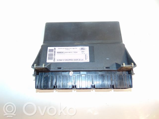 Ford Fiesta Centrinio užrakto valdymo blokas 