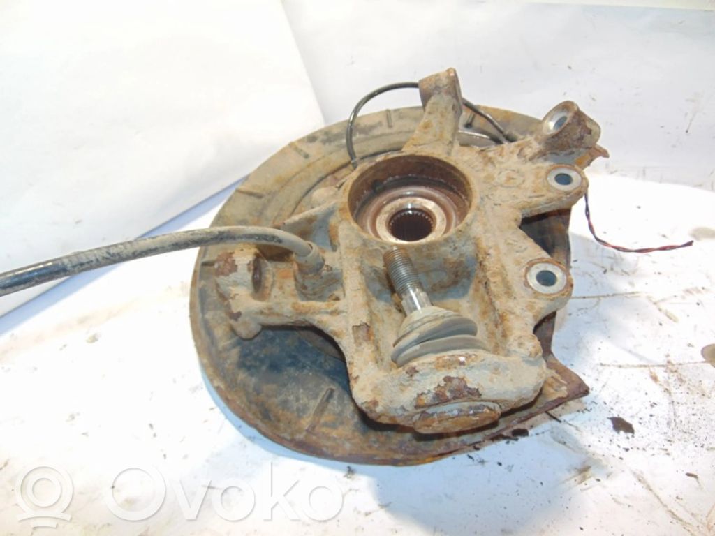 Zwrotnica koła tylnego   A1643500708,A1643501308,A1643560101