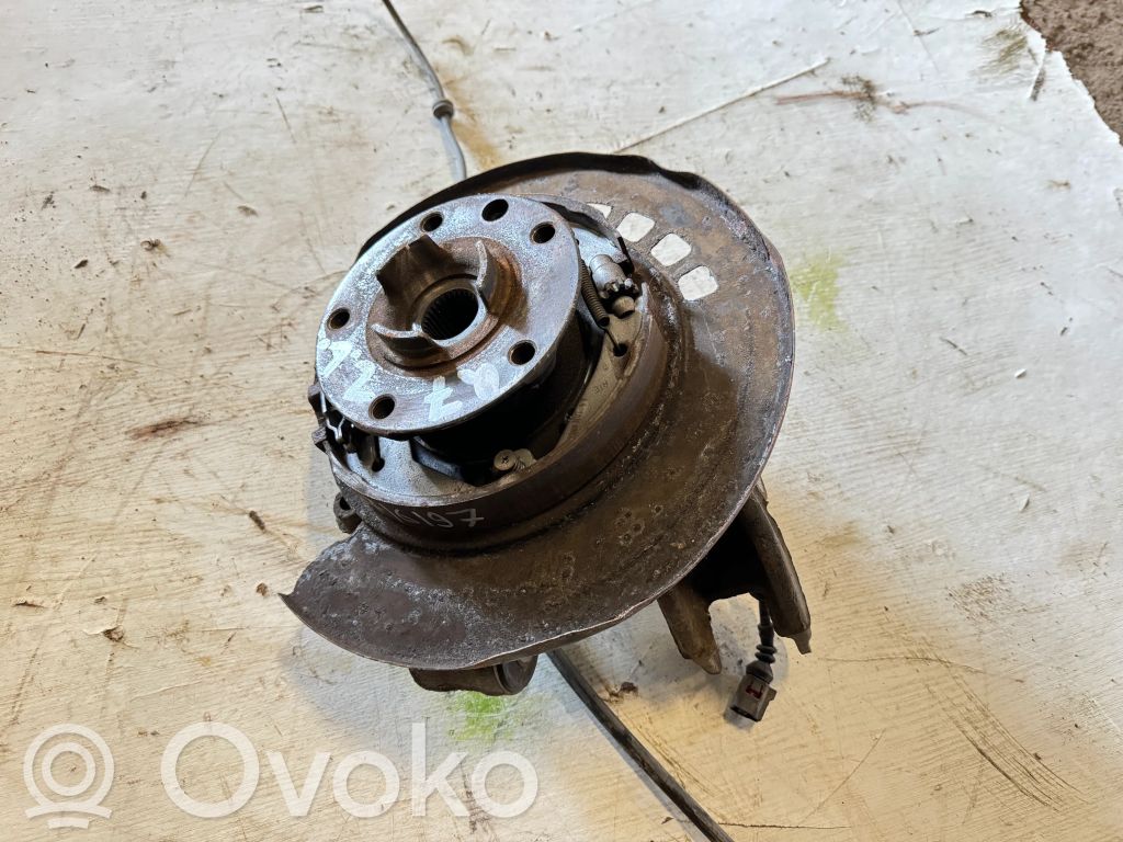 Audi Q7 4L Achsschenkel hinten 