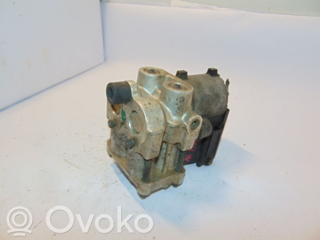 Nissan Primera ABS Blokas 