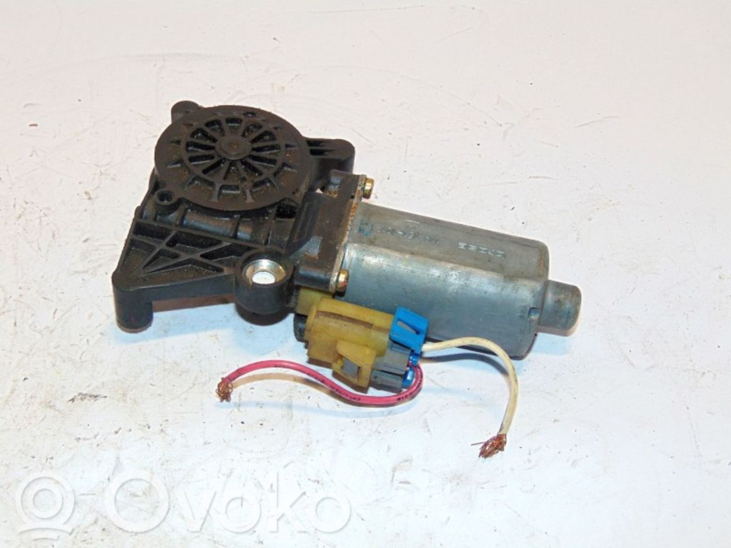 Silnik regulatora szyby drzwi przednich   A1638202842,1638202842,9137041105