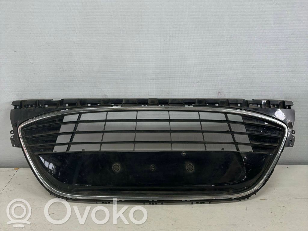Ford S-MAX Front bumper upper radiator grill 