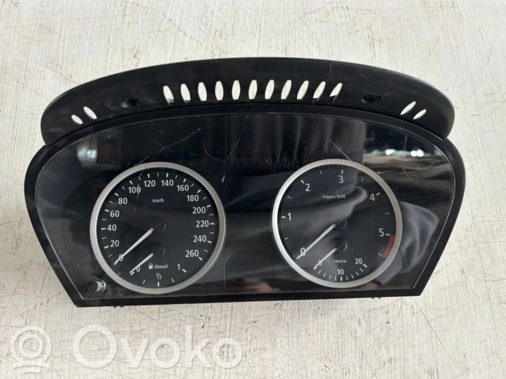 Speedometer (instrument cluster)   62116958600