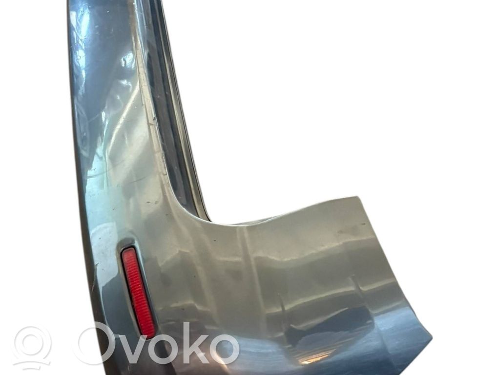Toyota Corolla Verso E121 Parachoques 