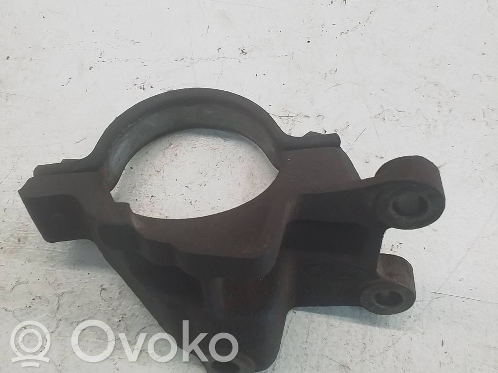 Ford Fiesta Driveshaft support bearing bracket 