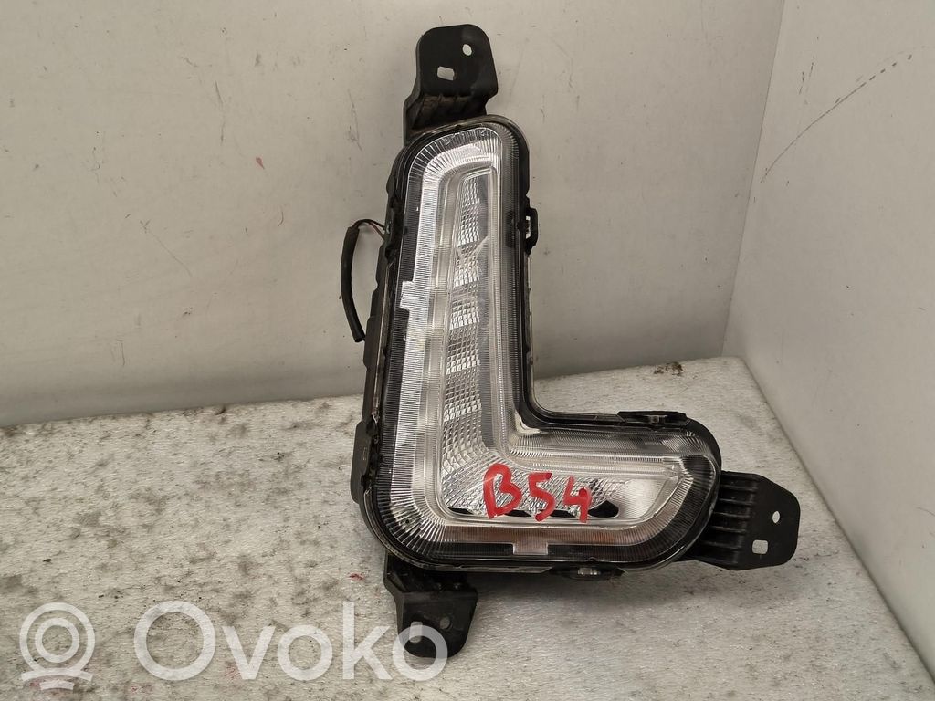Maxus e-Deliver 3 LED Daytime headlight 