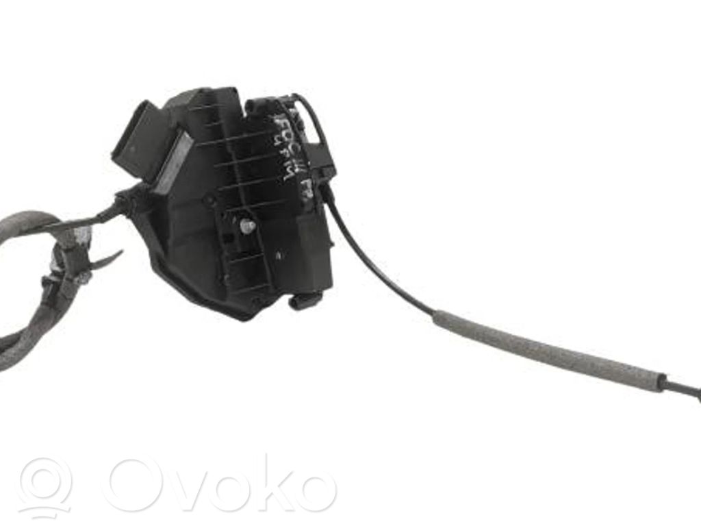 Ford Focus Priekšpusē slēdzene 