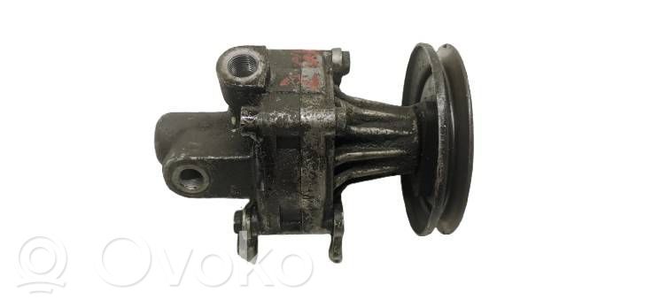 BMW 3 E30 Power steering pump 