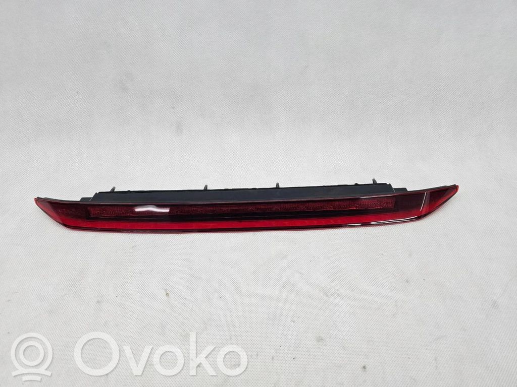 Volvo XC60 Third/center stoplight 