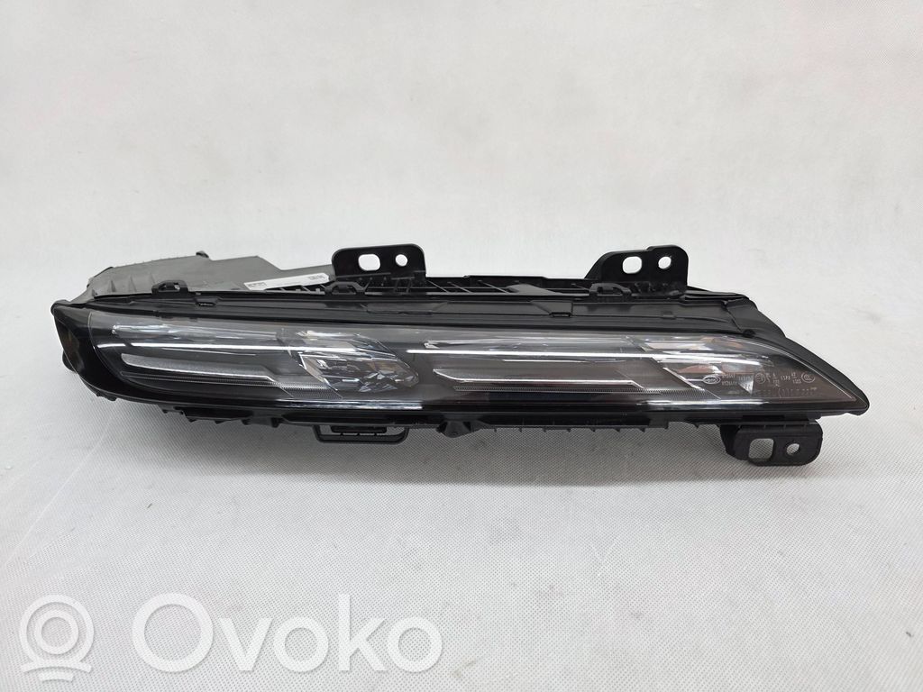 BMW 7 G70 Lampa przednia 