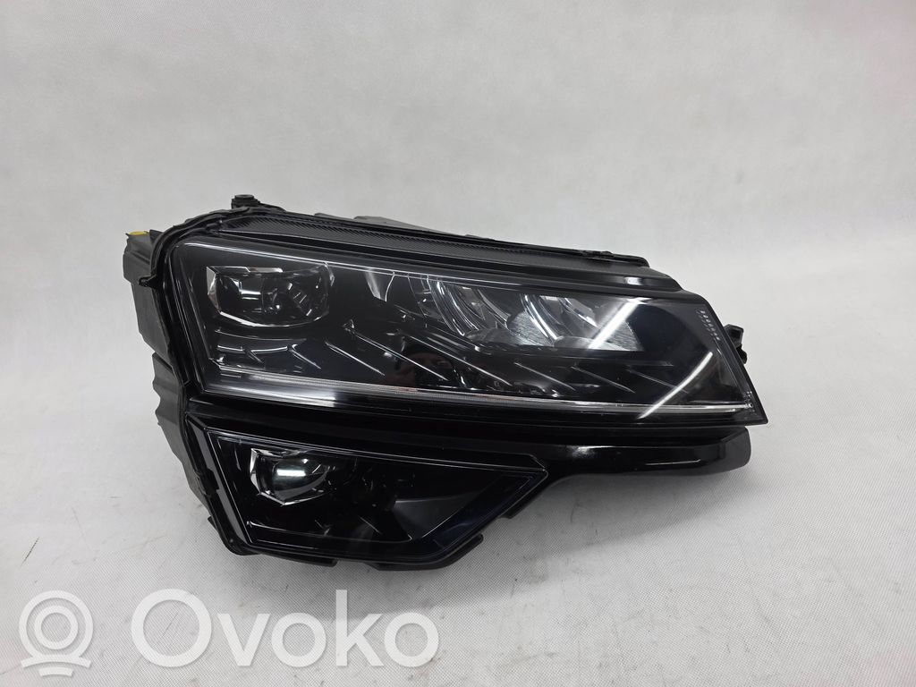 Headlight/headlamp   57B941016D