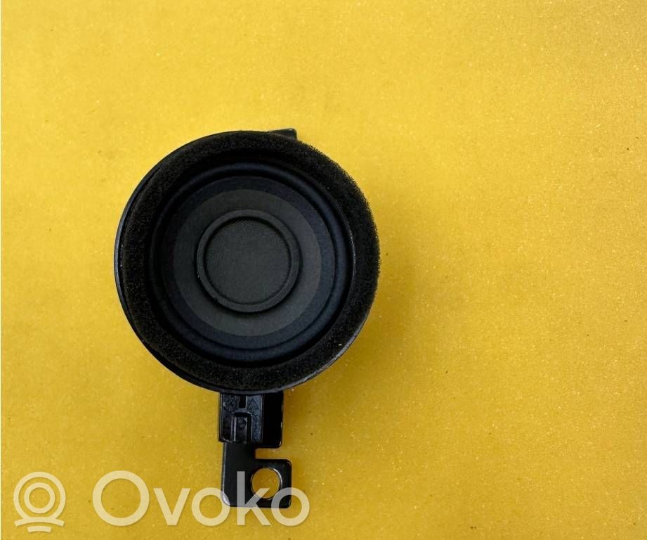 Audi A7 S7 4K8 Altavoz de la puerta trasera 