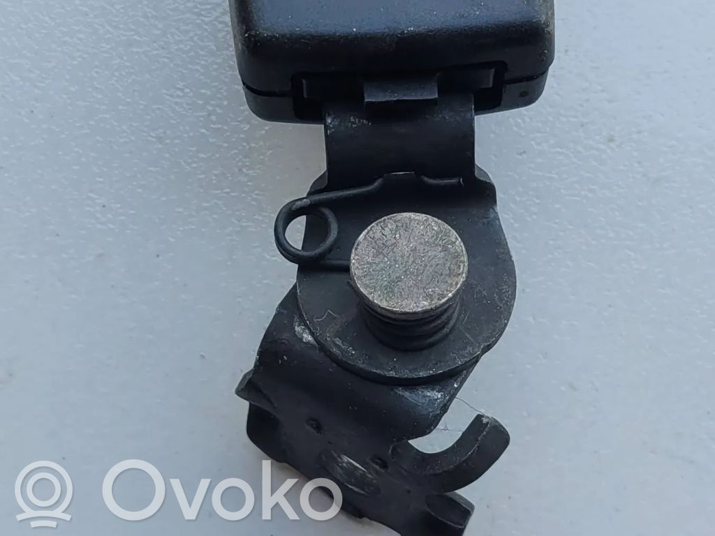 Audi A5 8T 8F Klamra tylnego pasa bezpieczeństwa 
